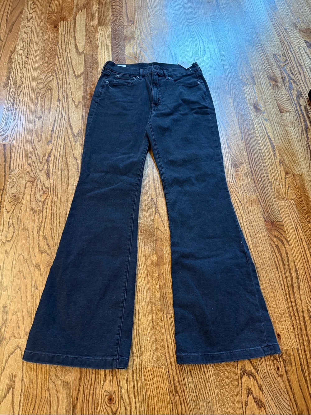 NWT GAP Wide Leg Black Women’s Jeans - Classic Flare 31” inseam SIZE 10